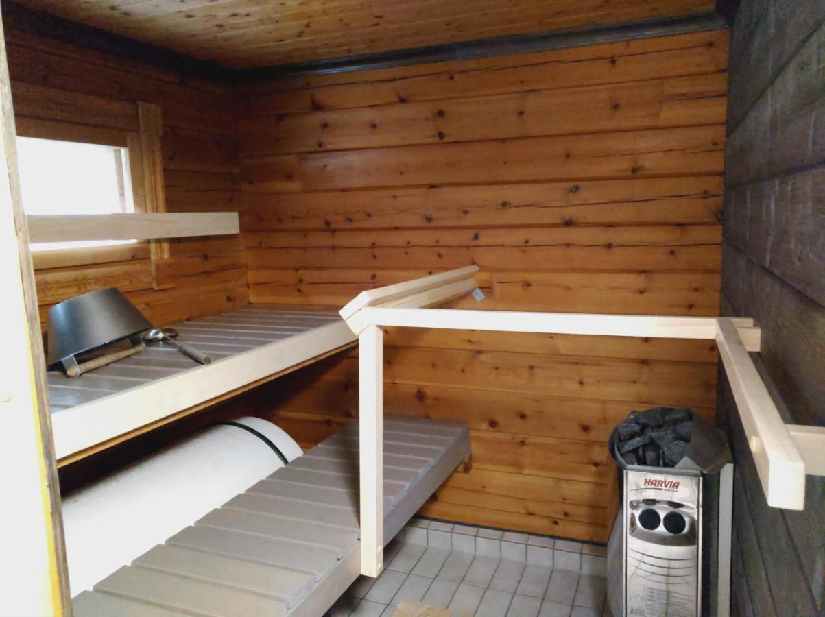 Paeivaekulma Villa Naantali Buitenkant foto